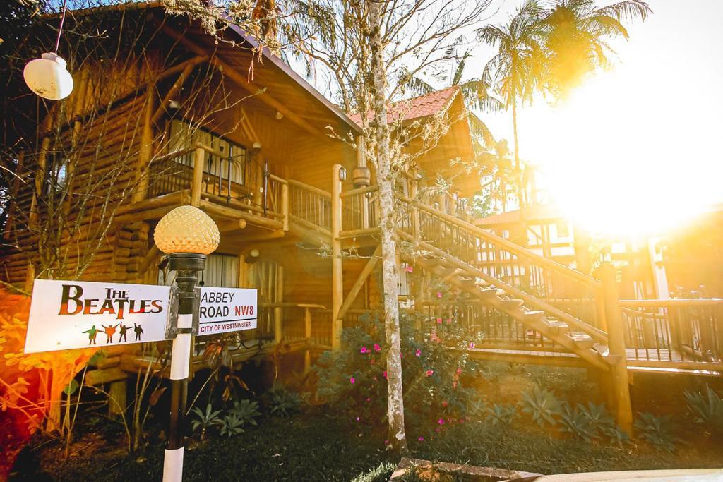 Hotel Britannia เปเนโด ภายนอก รูปภาพ