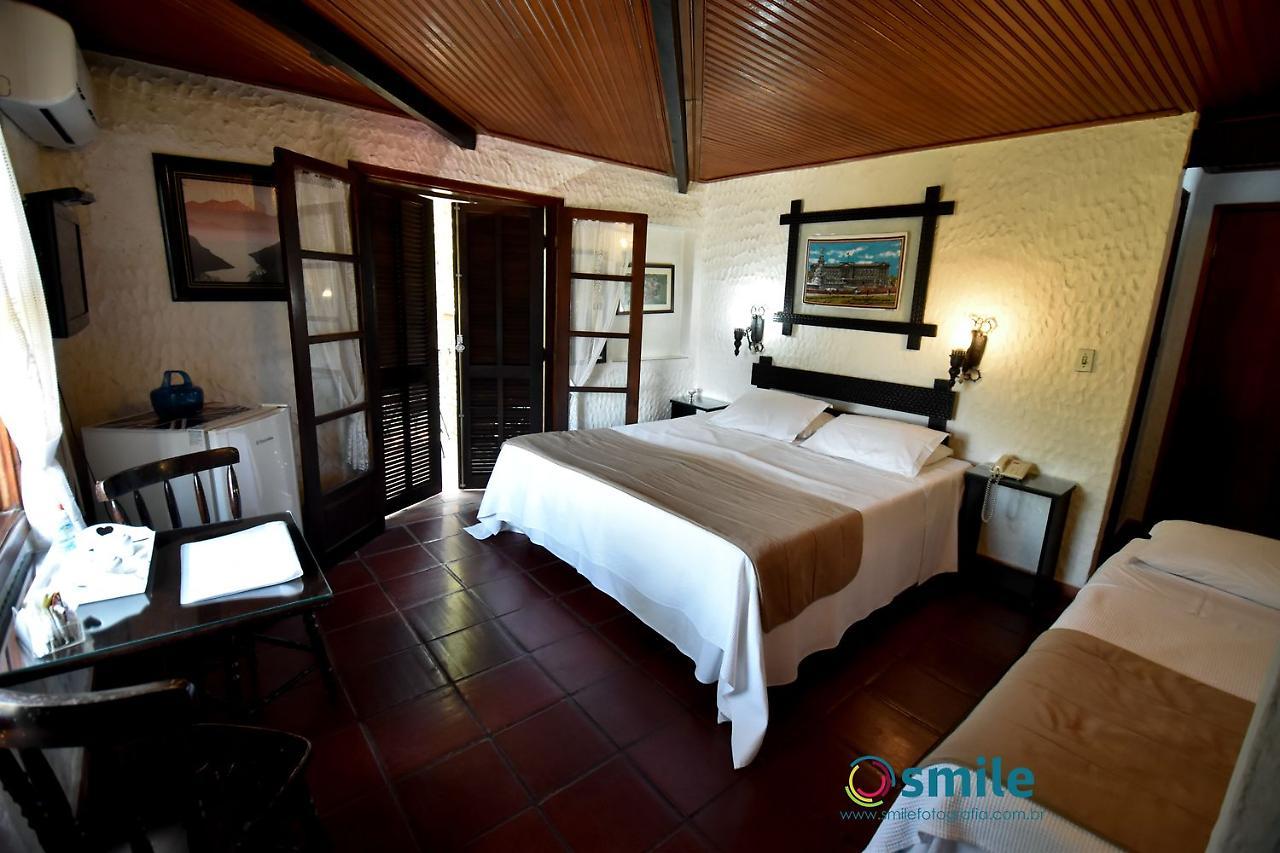 Hotel Britannia เปเนโด ภายนอก รูปภาพ