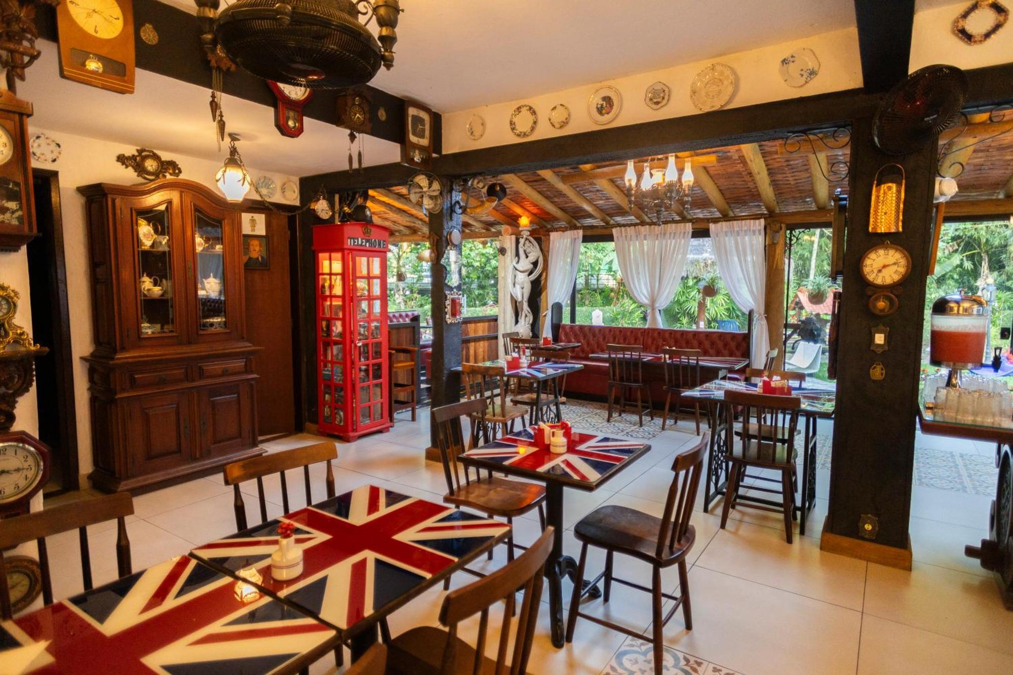 Hotel Britannia เปเนโด ภายนอก รูปภาพ